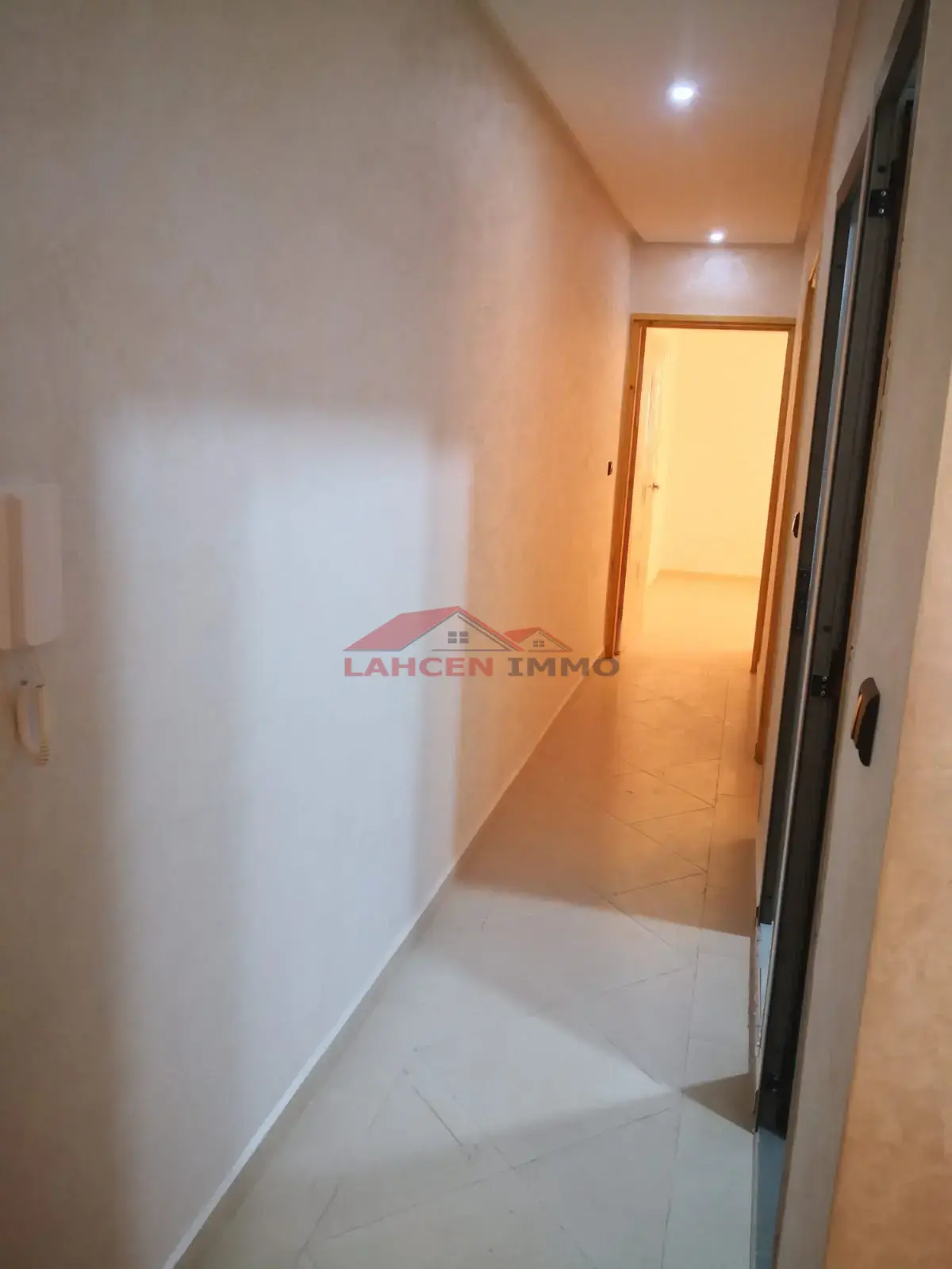 Appartement moderne à louer pour famille à Hay Mohammadi